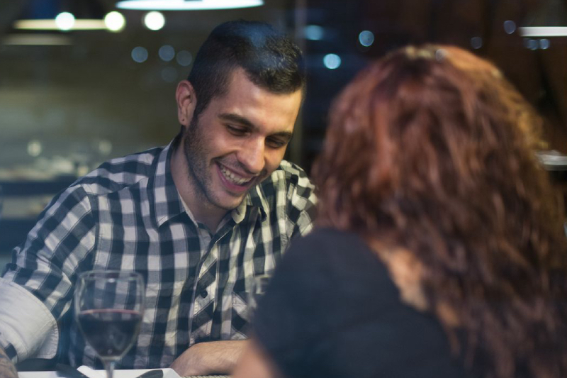 Happy Speed Dating Couple Meeting In Philadelphia